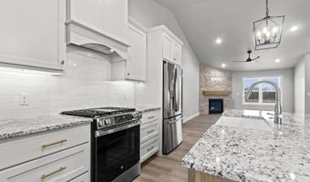 525 KIRKLAND Ave, Algoma, WI 54201