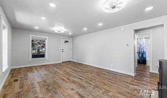 311 N School St, Cascade, ID 83611