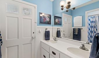 407 WESTCHESTER Dr, Altamonte Springs, FL 32701