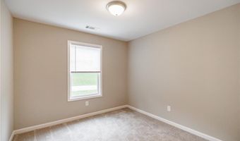 103 Three Rivers Ct, Hull, GA 30646