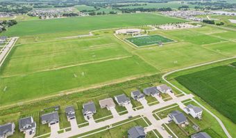 1819 8th Ave SE, Altoona, IA 50009