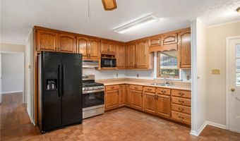 308 Moye St, Barnesville, GA 30204