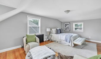 84 Oxford St, Bridgeport, CT 06606