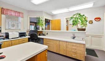 211 School St, Bennington, VT 05201