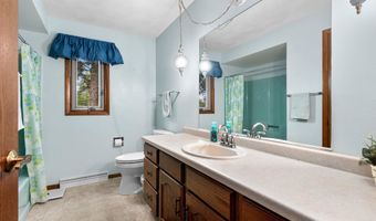 W5825 CTY RD O, Appleton, WI 54913