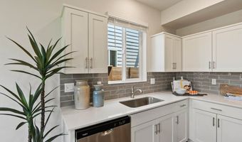 61175 Splendor Ln, Bend, OR 97702