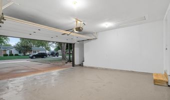 205 Linkensmith Dr, Anna, OH 45302