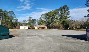 874 S. Main St, Baxley, GA 31513