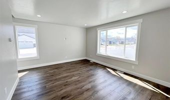 1018 Alpine Ave, Chubbuck, ID 83202