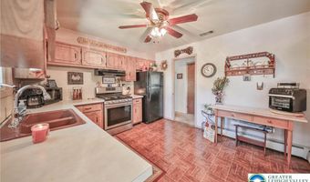 3016 Coplay Ln, North Whitehall, PA 18052