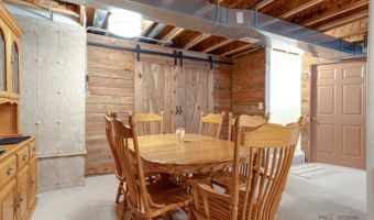 2 Tiverton Ct, Algonquin, IL 60102