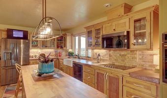 237 Sendero Horse Thief, Alpine, TX 79830