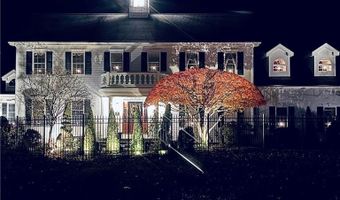 45 Burns Way, East Greenwich, RI 02818