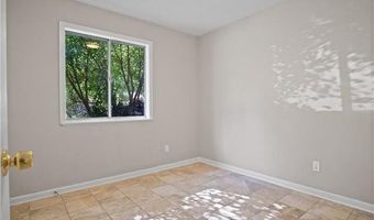 624 AVOYELLES Dr, Alexandria, LA 71301