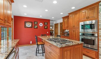 5310 Dorsett Dr, Madison, WI 53711