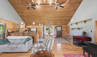 631 W N 10th St, Baxter Springs, KS 66713
