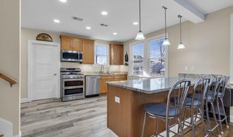 700 Halliard Ave, Beachwood, NJ 08722