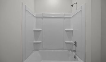 1066 QUEENSLAND Ln, Ayden, NC 28513