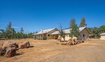 25150 Dersch Rd, Anderson, CA 96007