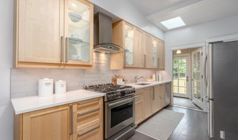 5324 COLORADO Ave NW, Washington, DC 20011
