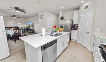 1199 OAK VALLEY Dr, Auburndale, FL 33823