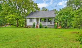 676 Sunny Point Rd, Baxter, TN 38544