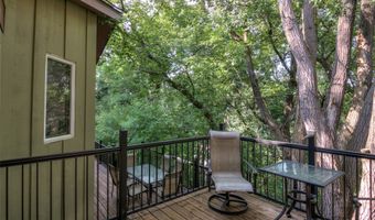 608 Manor Ct, Altoona, WI 54720