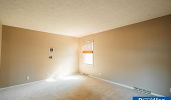2105 N St St, Aurora, NE 68818