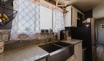 7 Mariposa Dr, Alamogordo, NM 88310