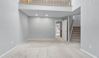 7035 KINGS MANOR Dr, Alexandria, VA 22315