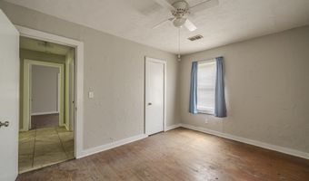 114 S PARKWAY Ave, Bethel Springs, TN 38315