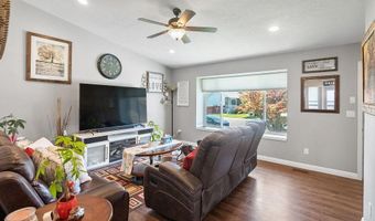 4938 Freedom Ave, Chubbuck, ID 83202