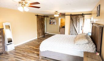 29 Left Fork Bear Track Rd, Beattyville, KY 41311