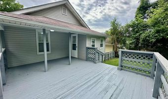 750 Park Dr, Alton, IL 62002