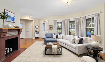 154 Armington St, Cranston, RI 02905
