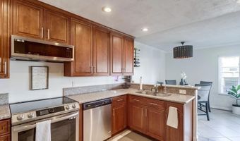 6809 Panamint Row 4, San Diego, CA 92139