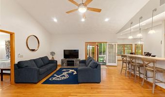 6 Windward Cir, Narragansett, RI 02882