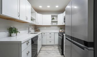 4242 Loma Riviera, San Diego, CA 92110