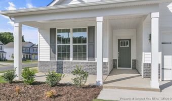 638 Pine Dune Ln, Aberdeen, NC 28315