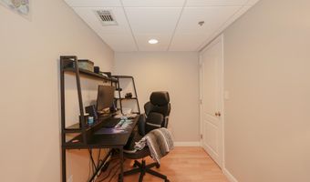 18 Suffolk Ct 159, Bedford, NH 03110