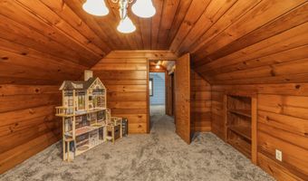 18 Leslie Ct, Bristol, CT 06010