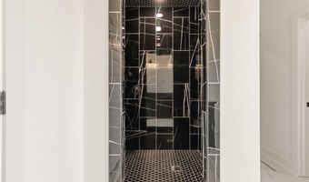 6706 High Meadow Blvd, Bentonville, AR 72713