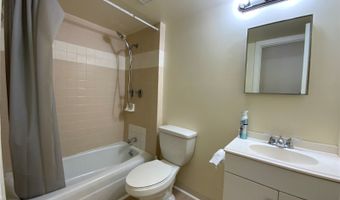 2981 Ala Napuaa Pl 102, Honolulu, HI 96818