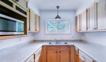 337 Lindenwood Blvd, Alton, IL 62002