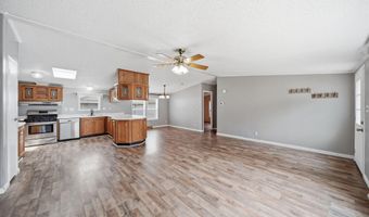 817 Savannah River Dr, Adrian, MI 49221