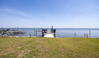 83 Service St, Aurora, NC 27806