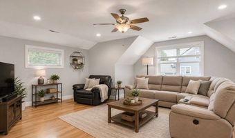 38 Concord Rd, Billerica, MA 01821