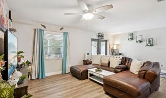 1335 YVONNE St, Apopka, FL 32712