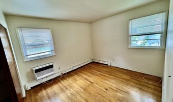 33 W 56TH St 1, Bayonne, NJ 07002