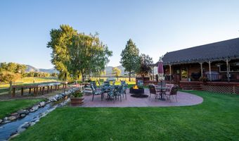 400 Lagoon Ln, Challis, ID 83226